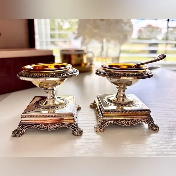 Neiman Marcus Vintage Godinger Silver and Gold Accent Salt Cellar Set - Picture 5 of 12